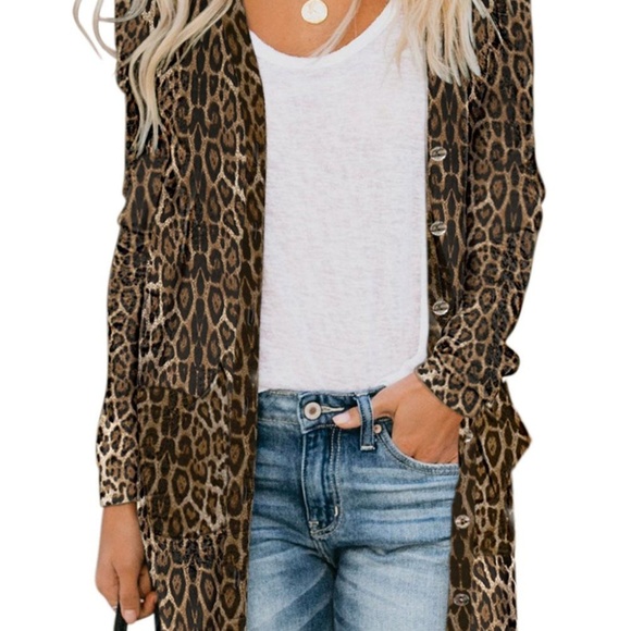 💕Limited Quanity💕 Button Up Cardigan w/ pockets - Picture 3 of 8